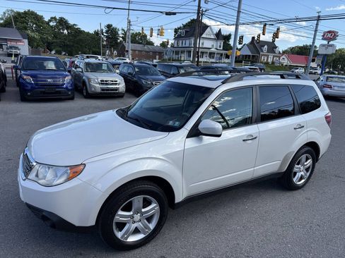 Used 2010 Subaru Forester 2.5X Premium AWD/4WD image 1