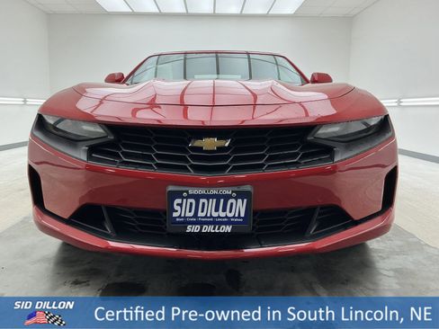 Used 2020 Chevrolet Camaro LT image 2