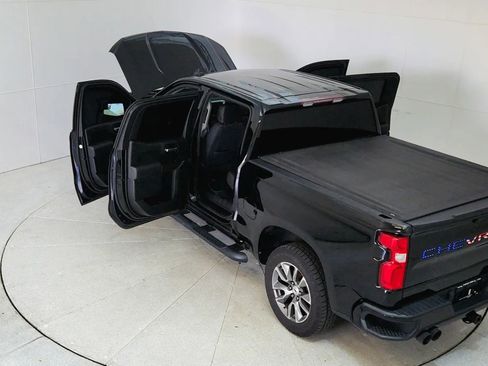 Used 2019 Chevrolet Silverado 1500 RST image 23