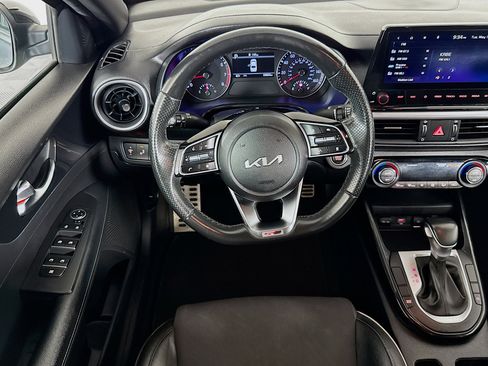 Used 2023 Kia Forte GT-Line w/ GT-Line Technology Package FWD image 15