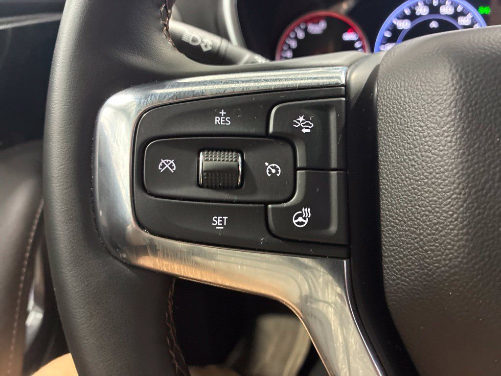 Used 2023 Chevrolet Blazer Premier FWD image 23
