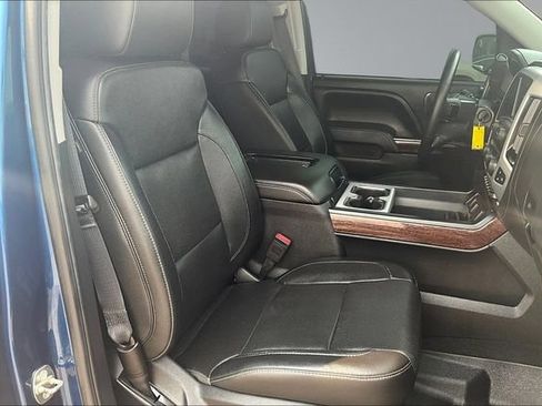 Used 2018 GMC Sierra 1500 SLT AWD/4WD image 30