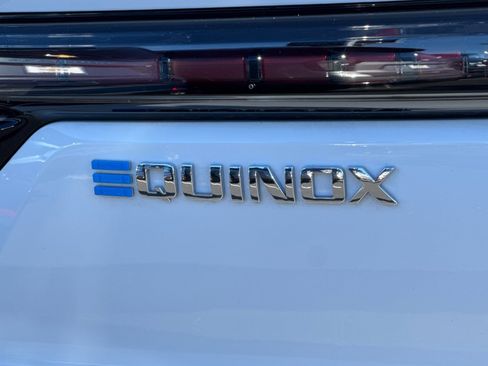 Used 2024 Chevrolet Equinox EV LT image 46