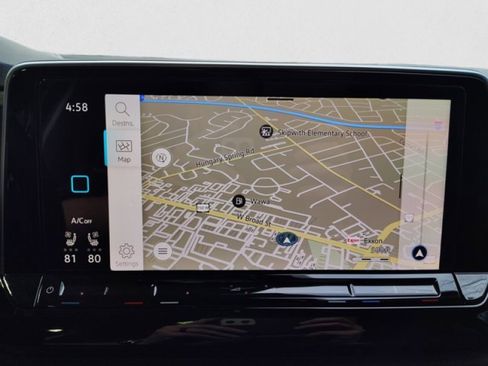 Used 2024 Volkswagen Atlas SEL Premium R-Line image 17