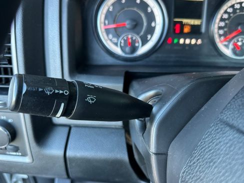 Used 2016 RAM 1500 Tradesman image 33