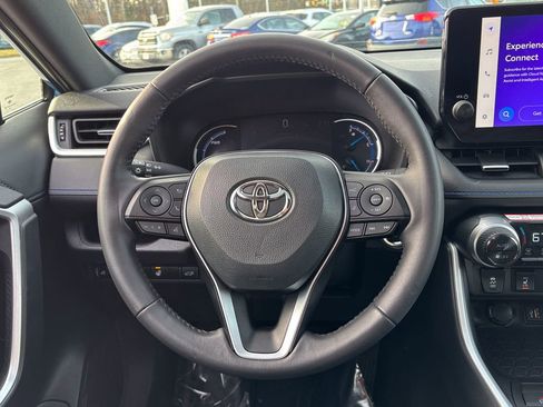 Certified 2024 Toyota RAV4 XSE image 31