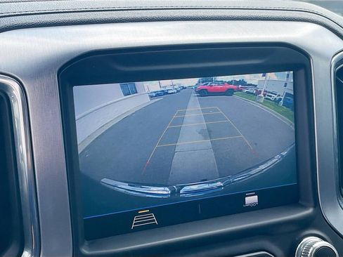 Used 2021 GMC Sierra 1500 SLE RWD image 16