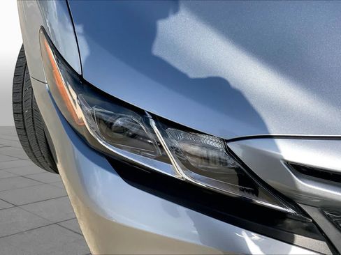 Used 2019 Toyota Camry SE FWD image 25