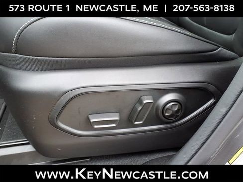 New 2026 Jeep Grand Cherokee L Limited AWD/4WD image 8