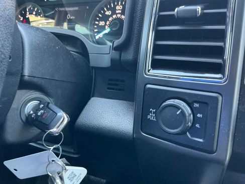 Used 2018 Ford F150 XLT w/ Equipment Group 302A Luxury AWD/4WD image 24