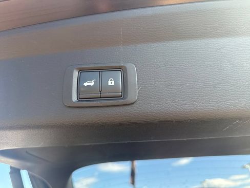 Used 2022 Mitsubishi Outlander SE FWD image 11