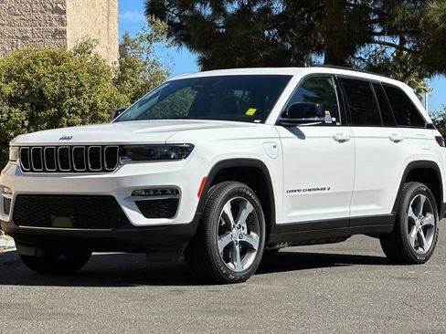 New 2024 Jeep Grand Cherokee Limited 4xe image 7