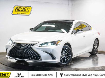 Used 2023 Lexus ES 350 w/ Premium Package