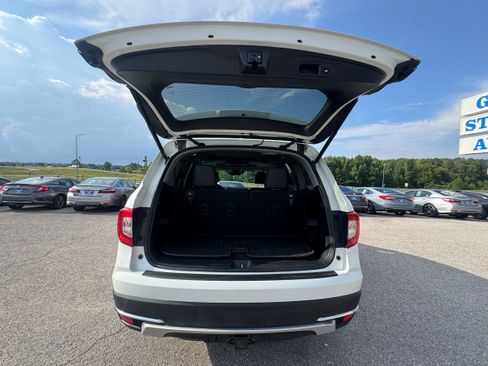Used 2021 Honda Pilot Elite image 6