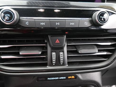 Used 2025 Ford Escape ST-Line FWD image 32
