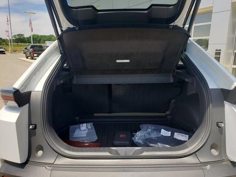 New 2026 Toyota C-HR AWD/4WD image 7