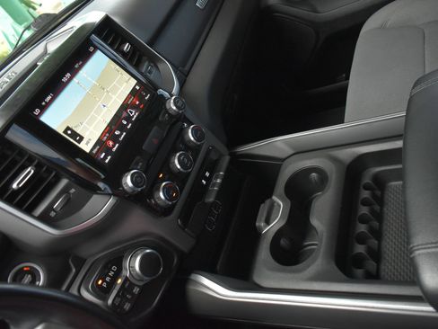 Used 2020 RAM 1500 Big Horn AWD/4WD image 25
