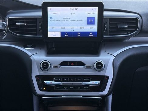 Used 2022 Ford Explorer XLT w/ Equipment Group 202A image 17