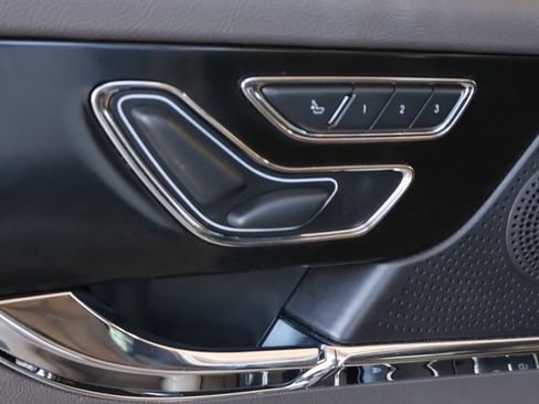 Certified 2023 Lincoln Corsair AWD image 11