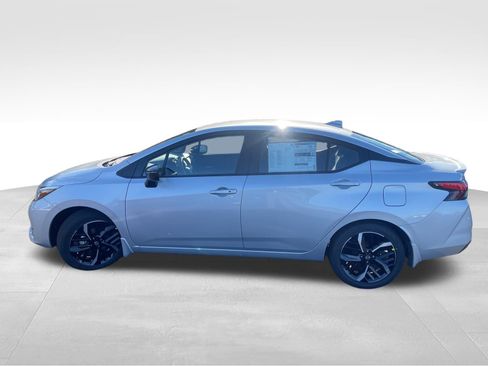 New 2025 Nissan Versa SR w/ Trunk Package image 5