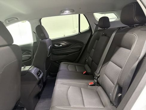 Certified 2024 GMC Terrain SLE FWD image 16