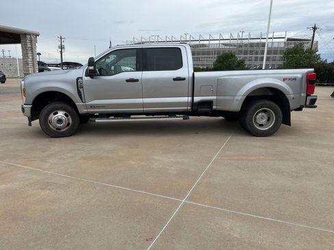 Used 2024 Ford F350 XLT w/ 360-Degree Camera Package AWD/4WD image 2