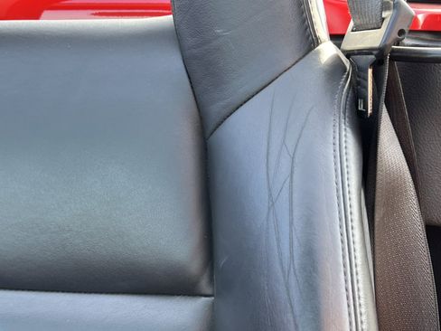 Used 2004 Chevrolet SSR w/ Preferred Equipment Group image 13