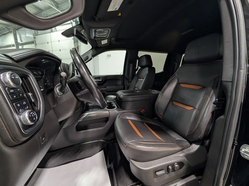 Used 2022 GMC Sierra 1500 AT4 AWD/4WD image 16
