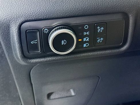 Certified 2023 Ford Explorer Limited w/ Limited Technology Package AWD/4WD image 16