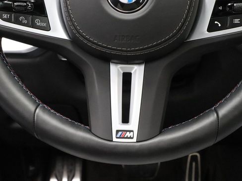 Used 2026 BMW X5 M60i image 32