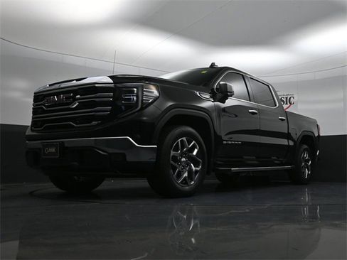 Used 2022 GMC Sierra 1500 SLT image 24