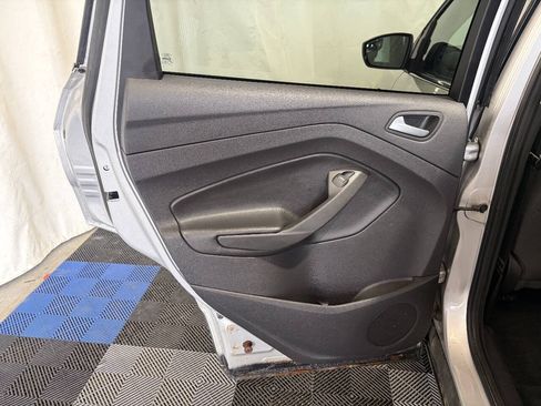Used 2015 Ford Escape SE AWD/4WD image 9