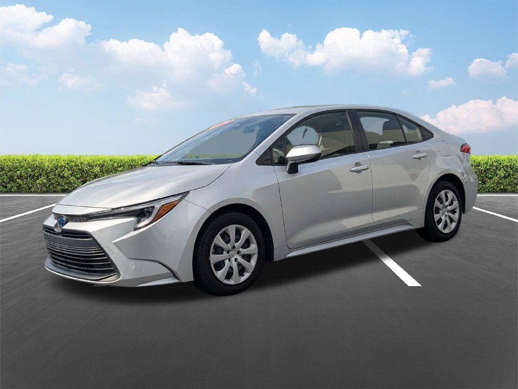 Certified 2025 Toyota Corolla LE FWD image 12