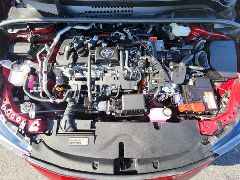 Used 2025 Toyota Corolla LE FWD image 21