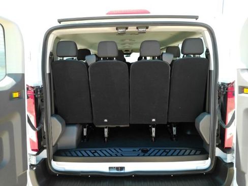 Used 2024 Ford Transit 350 XLT image 9