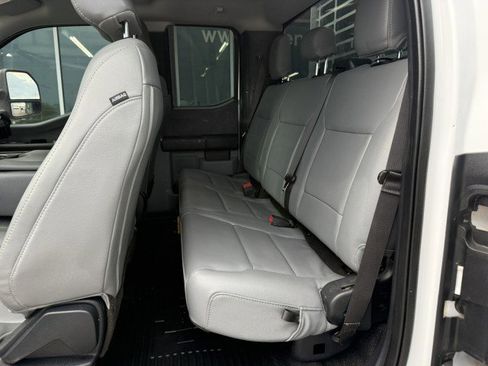 Used 2023 Ford F250 XL w/ XL Chrome Package AWD/4WD image 9