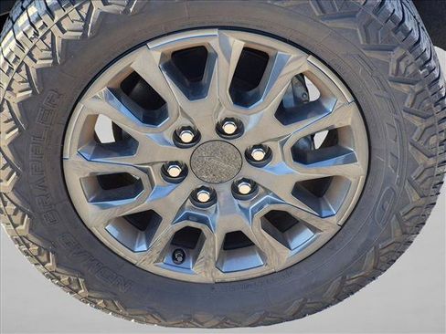 Used 2024 Toyota Tacoma SR5 RWD image 15