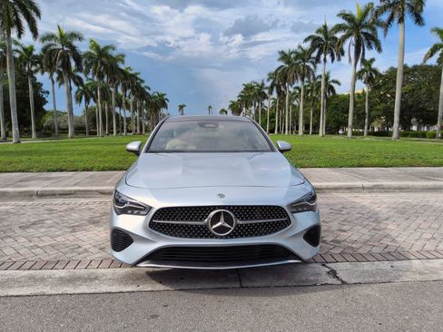 Used 2025 Mercedes-Benz CLA 250 4MATIC image 3