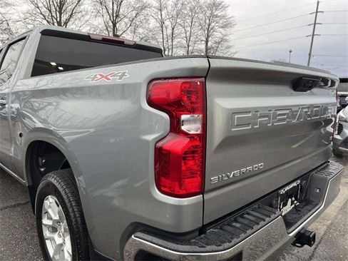 Certified 2024 Chevrolet Silverado 1500 LT image 9