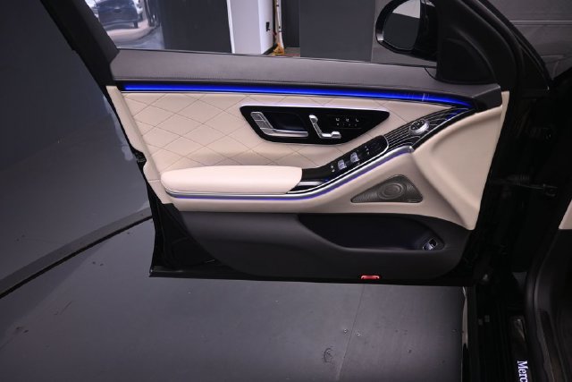 Certified 2024 Mercedes-Benz S 580 4MATIC Sedan image 21