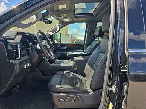 Used 2025 GMC Sierra 3500 Denali w/ Denali Reserve Package AWD/4WD image 11