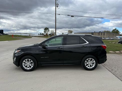 Used 2018 Chevrolet Equinox LT w/ Sun & Infotainment Package AWD/4WD image 8
