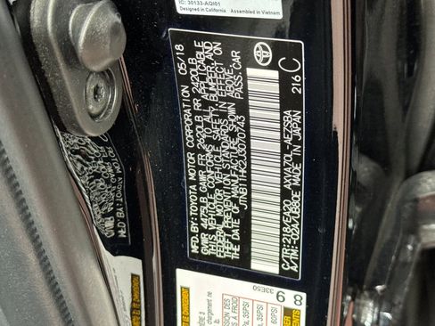 Used 2018 Toyota Camry SE image 34