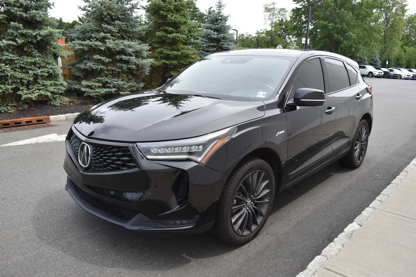 Used 2024 Acura RDX w/ Advance Package AWD/4WD image 3