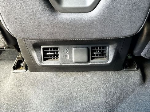 Used 2024 GMC Sierra 1500 Elevation AWD/4WD image 18