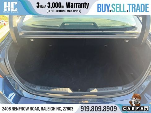 Used 2019 MAZDA MAZDA3 Sedan FWD image 17