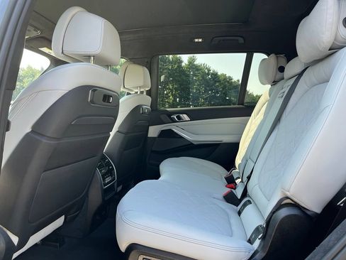 Used 2026 BMW X7 xDrive40i AWD/4WD image 22