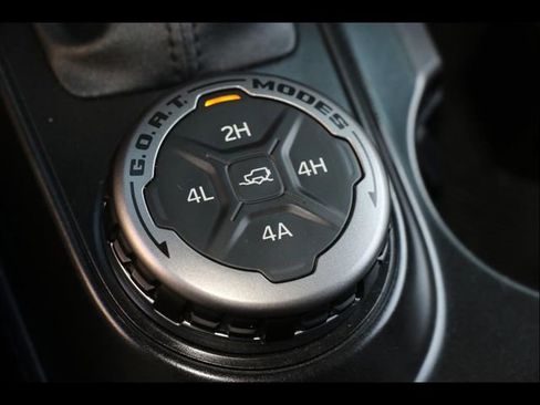 Used 2021 Ford Bronco Badlands image 25