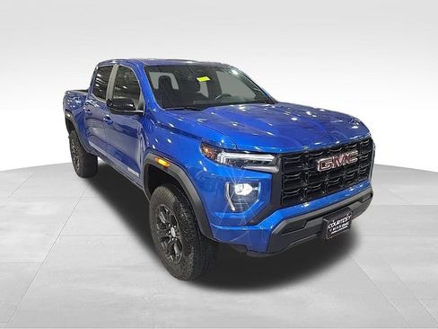 Used 2024 GMC Canyon Elevation RWD image 2