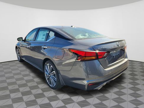 New 2025 Nissan Altima 2.5 SL image 3